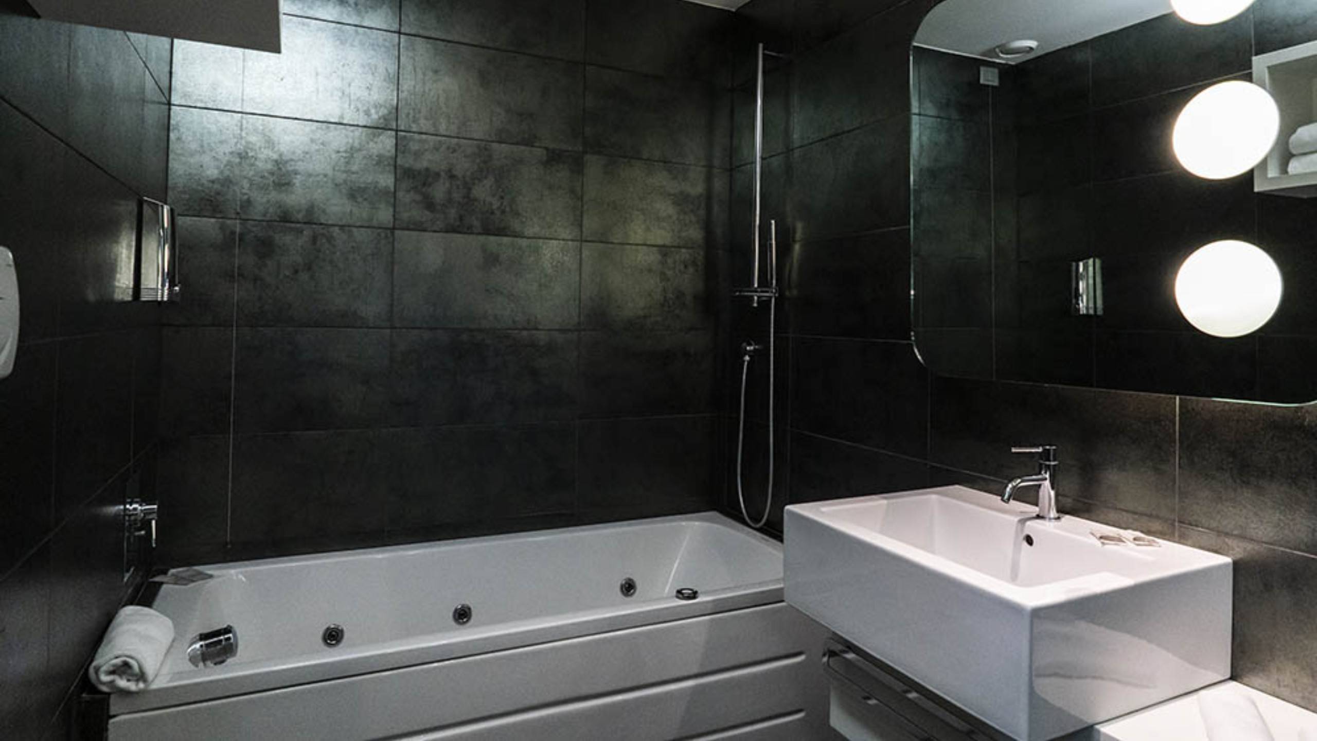 A-Point-Arezzo-Park-Hotel-Junior-Suite-suite-gallery6 A-Point-Arezzo-Park-Hotel-Junior-Suite-suite-gallery6