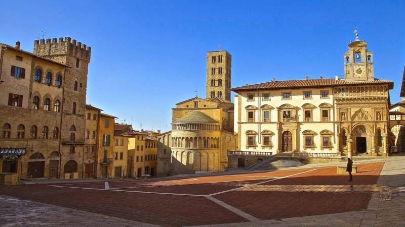 a-point-arezzo-the-city1 a-point-arezzo-the-city1